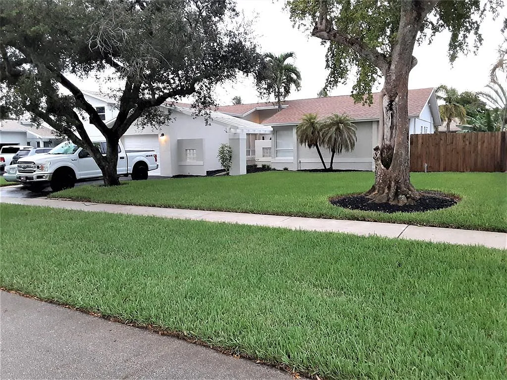 268 NW 40 Terr, Deerfield Beach, FL